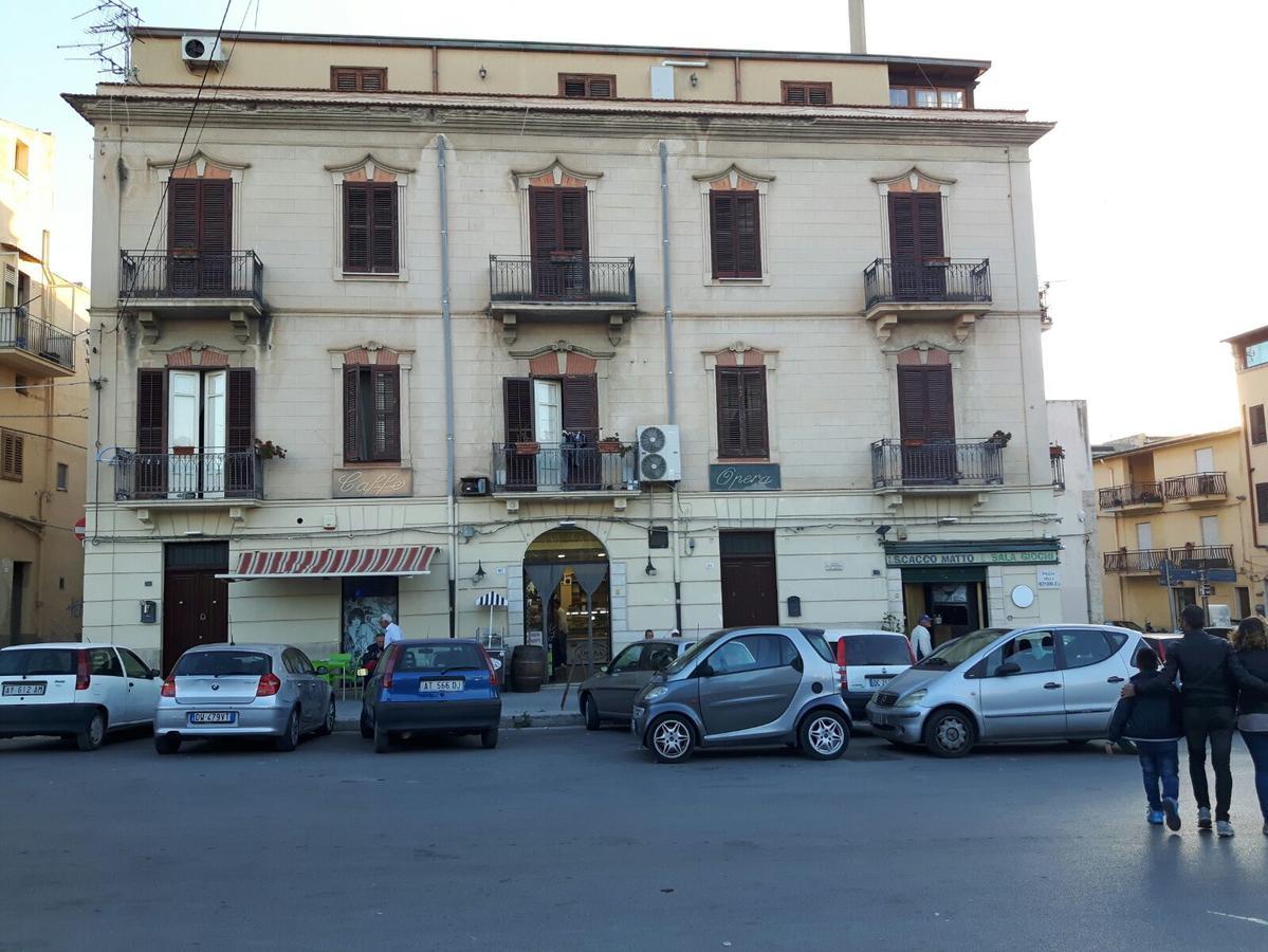 Agli Antichi Quartieri Apartments & Room Alcamo Bagian luar foto