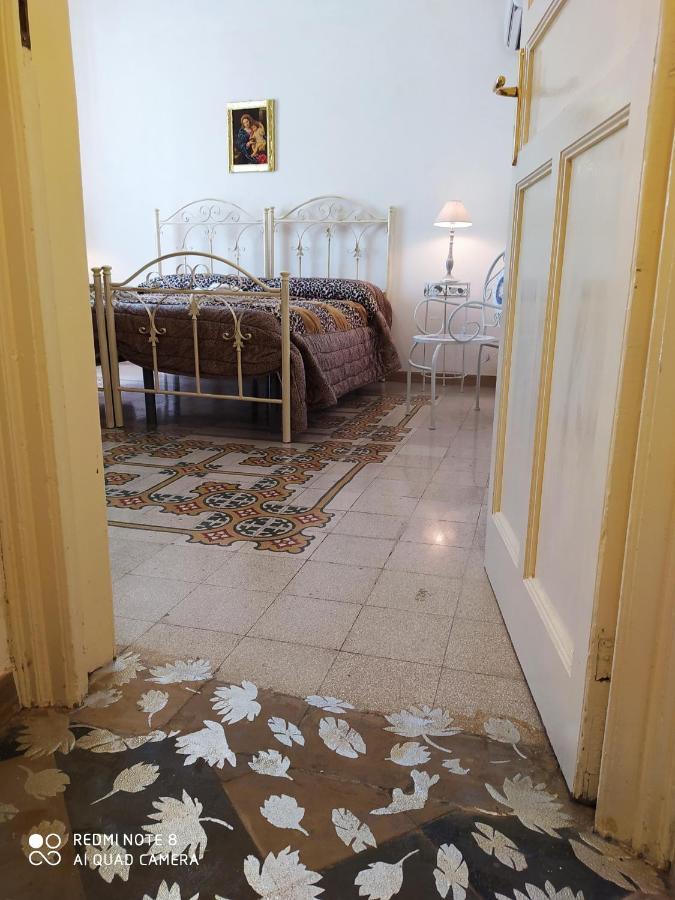 Agli Antichi Quartieri Apartments & Room Alcamo Bagian luar foto