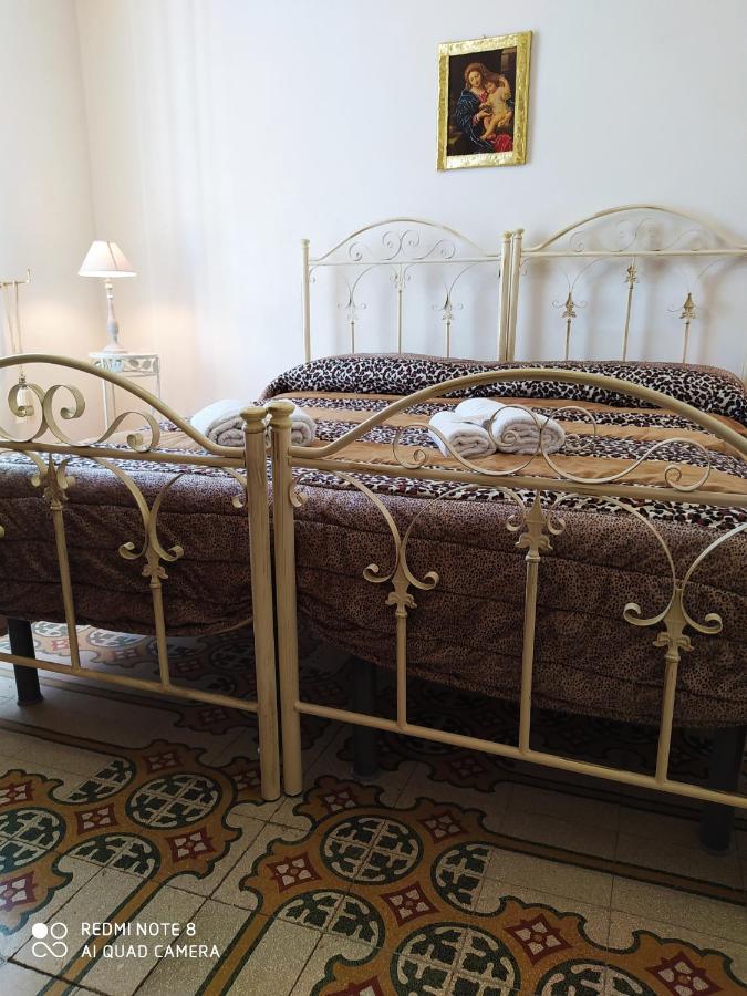 Agli Antichi Quartieri Apartments & Room Alcamo Bagian luar foto
