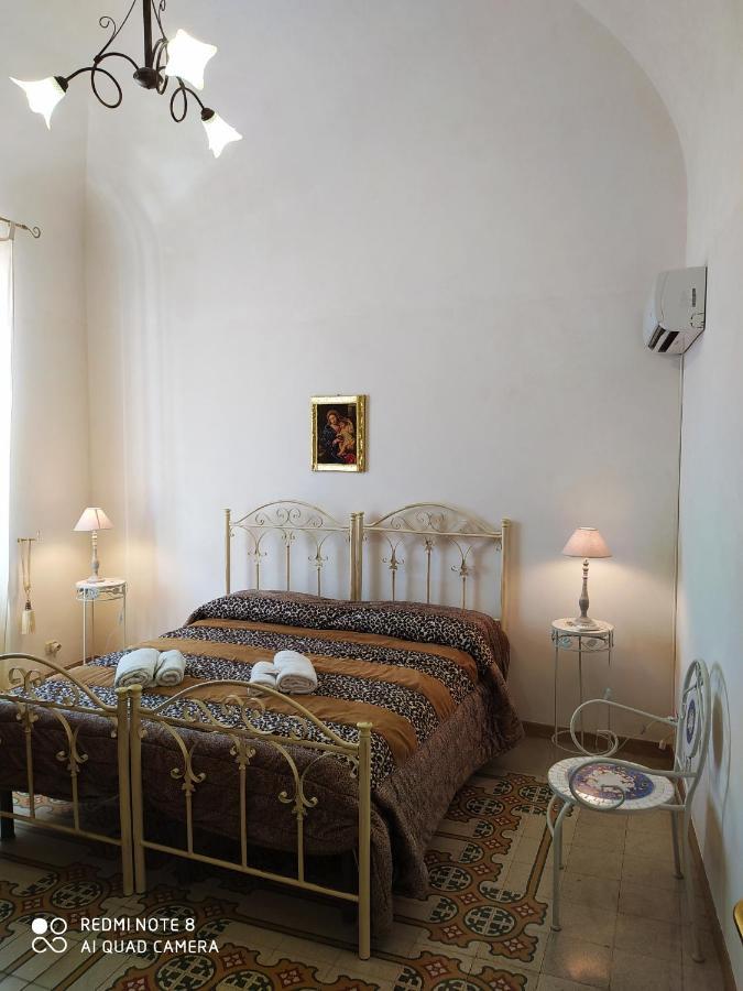 Agli Antichi Quartieri Apartments & Room Alcamo Bagian luar foto