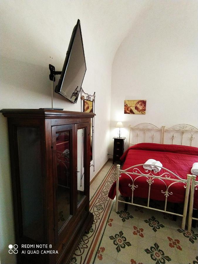 Agli Antichi Quartieri Apartments & Room Alcamo Bagian luar foto