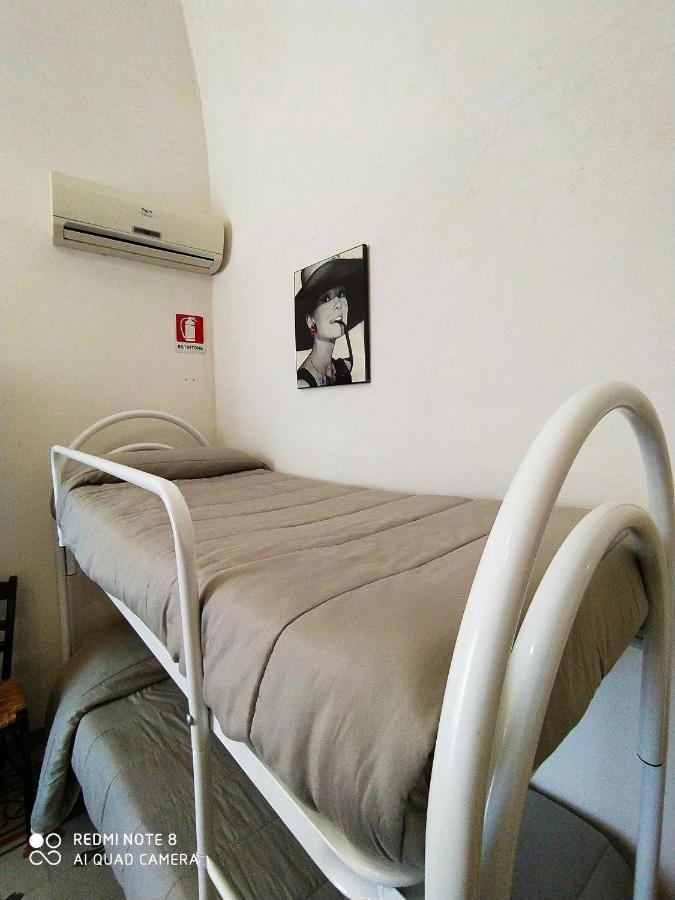 Agli Antichi Quartieri Apartments & Room Alcamo Bagian luar foto